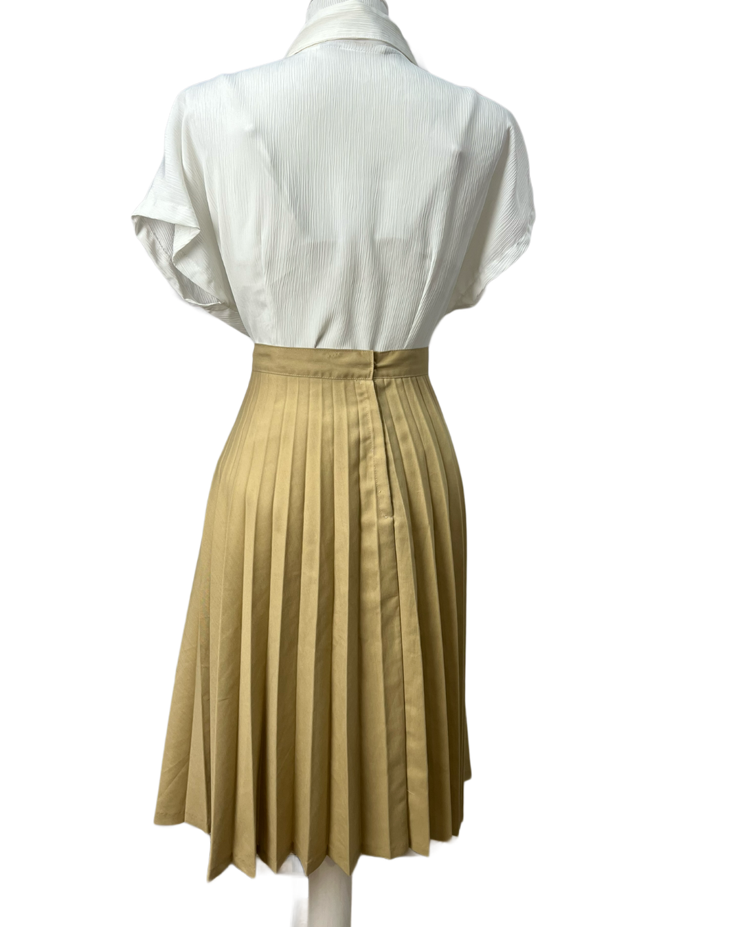 Saia Plissada Beige - tam (42\M)