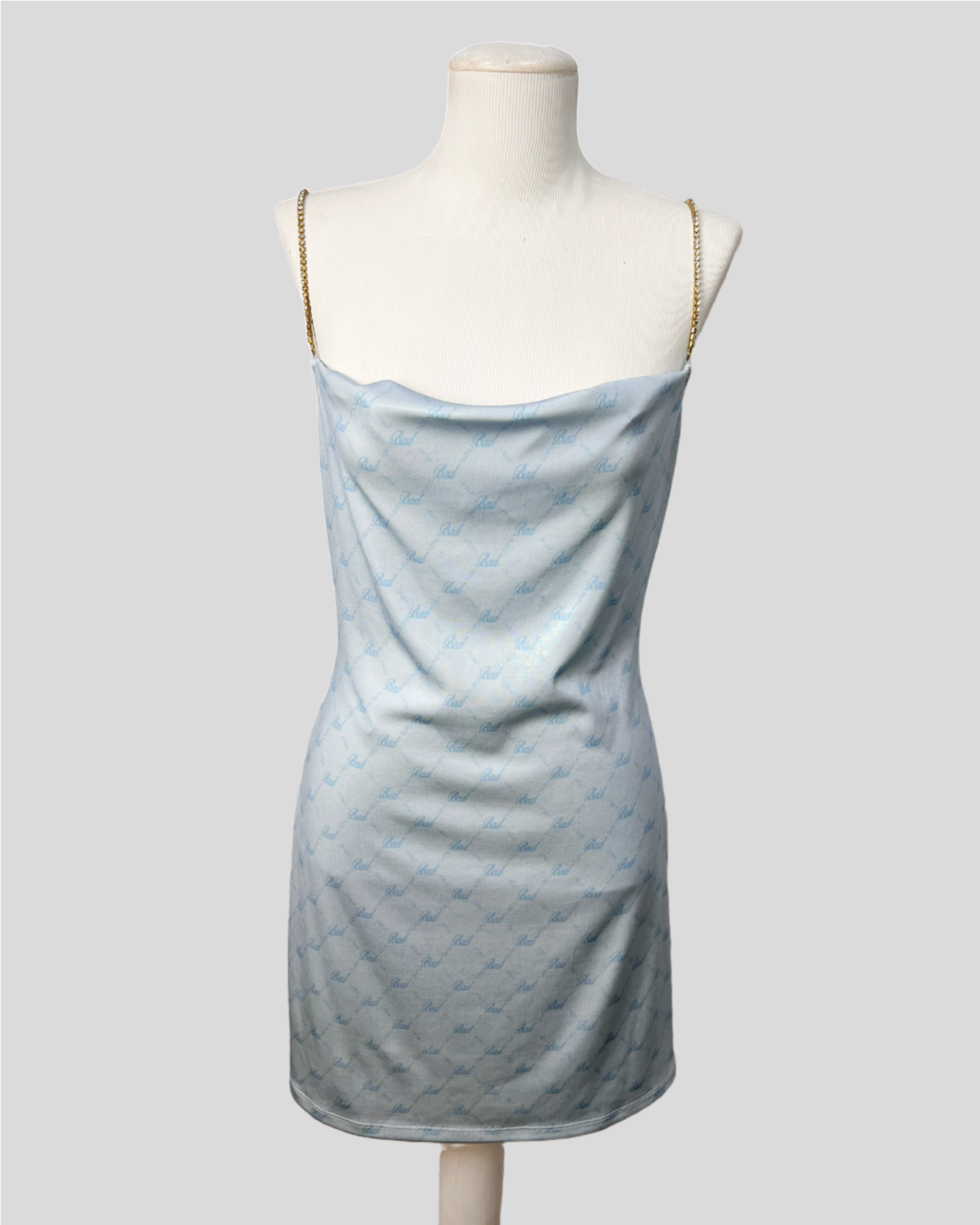 Vestido Bershka —  tam P