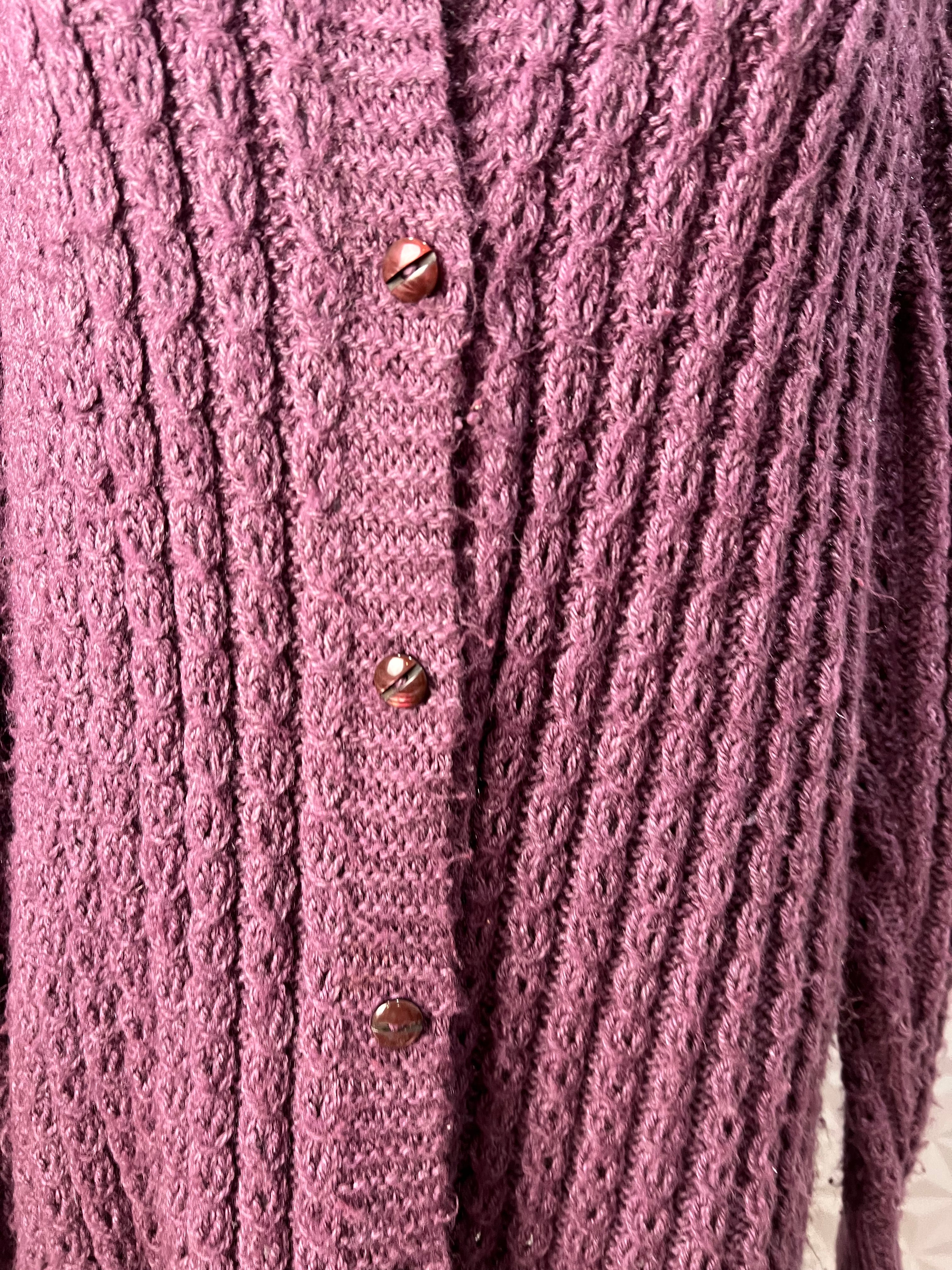 Cardigan Roxo  — tam G