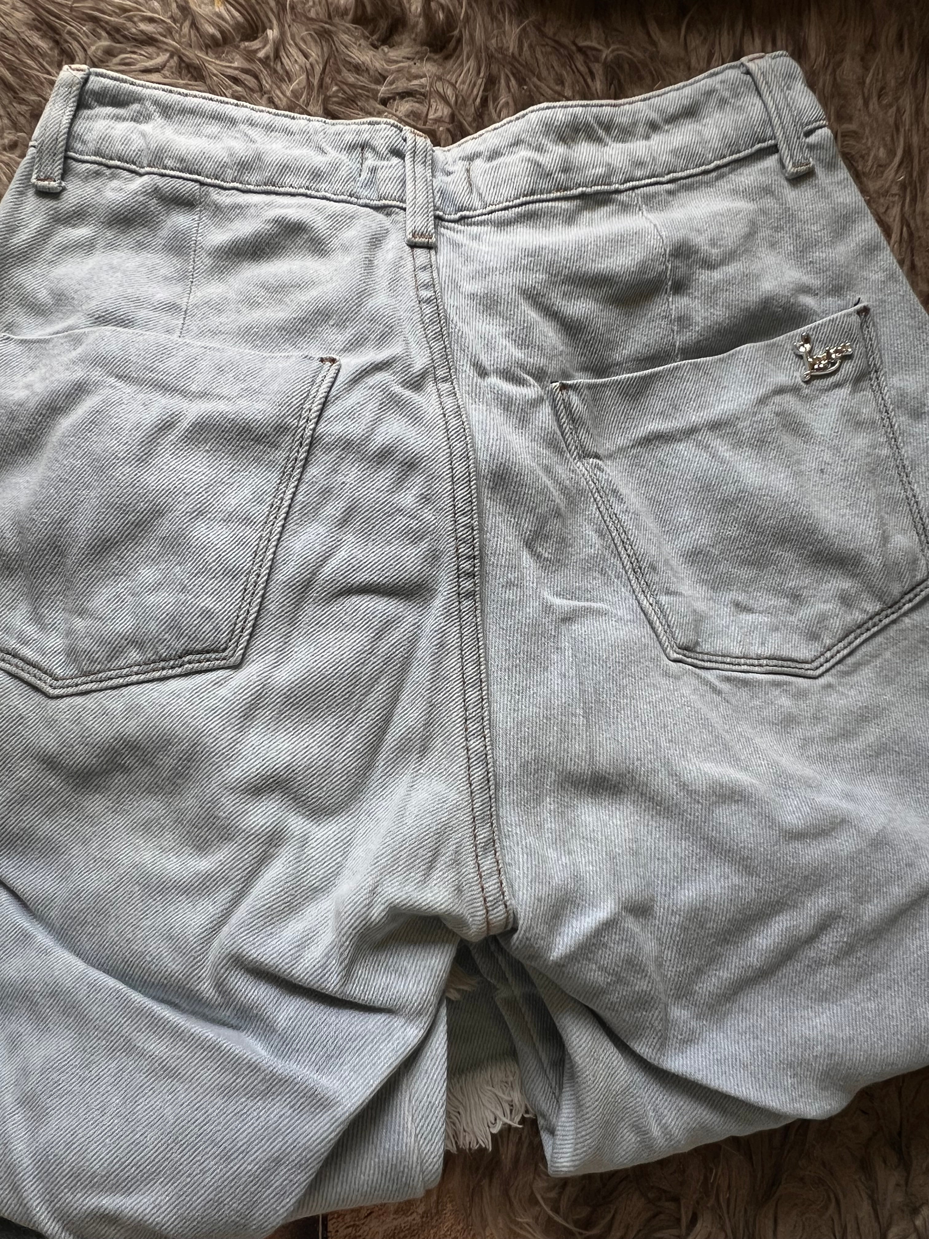 Calça Strass - tam (40)