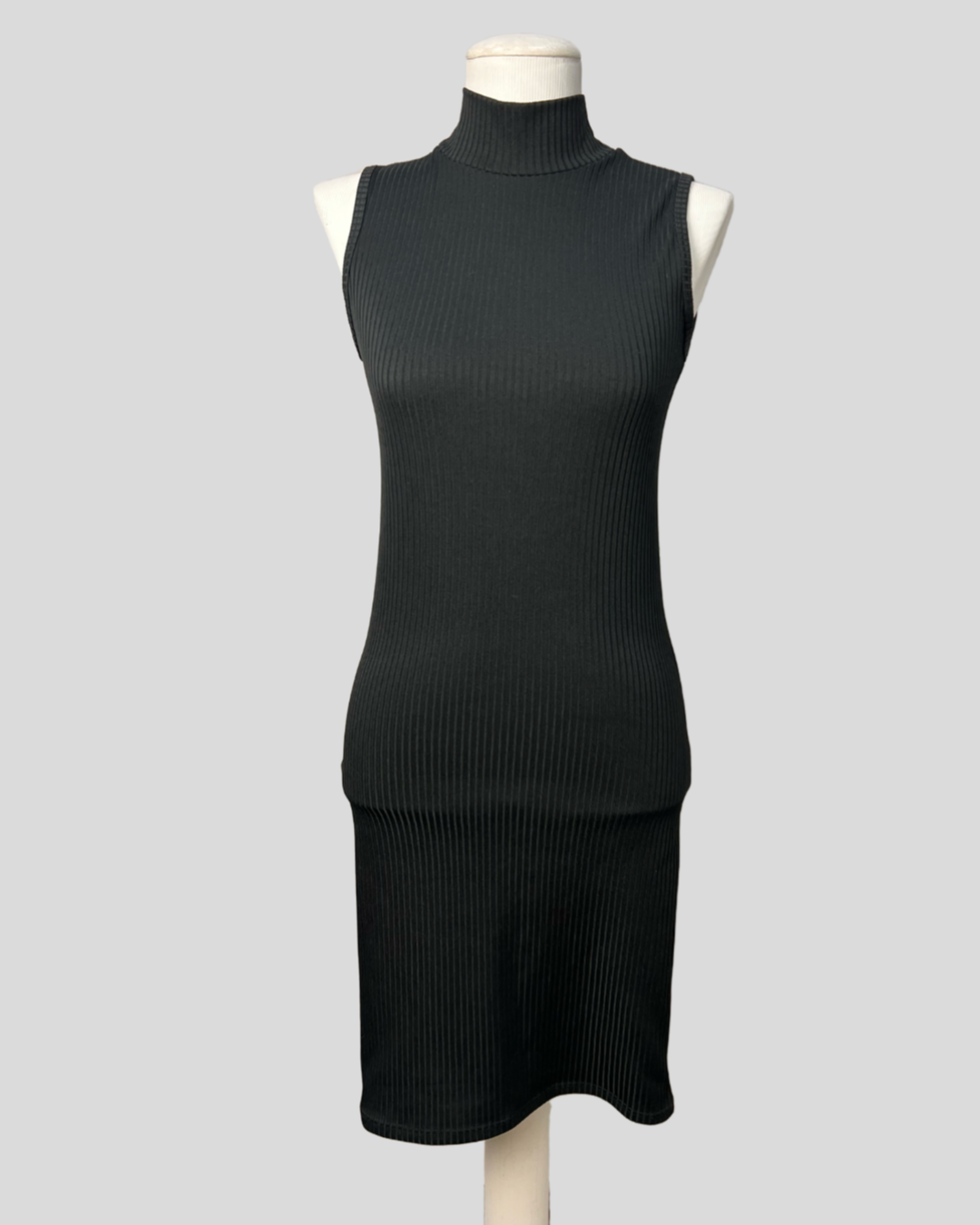 Vestido Tubinho Preto —  tam P