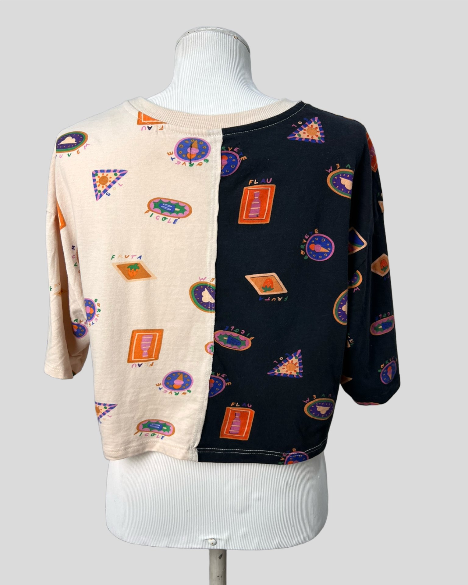 Camiseta C&A Tee  — tam M