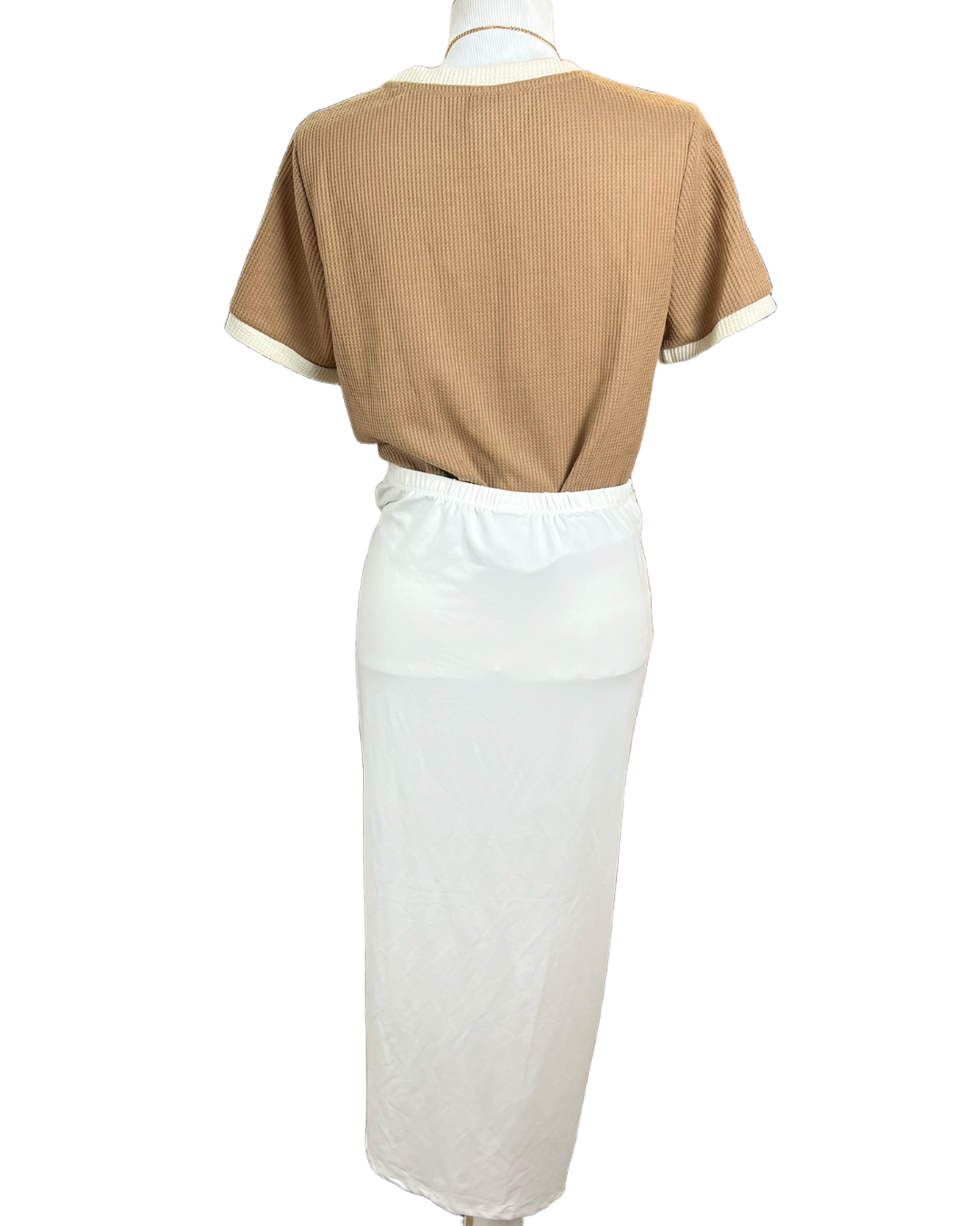 Saia Off White - tam (P)