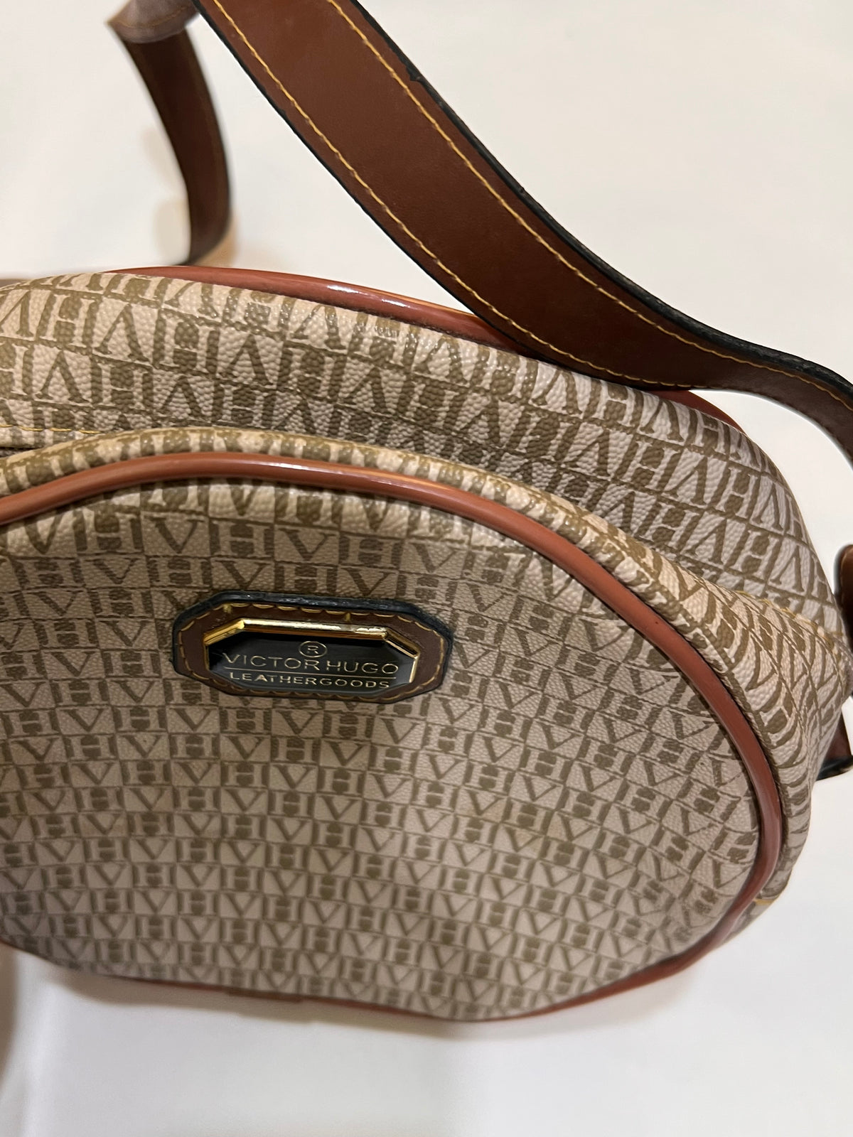 Kit Bolsa + Livro: Águas para Elefantes + Bolsa Redonda