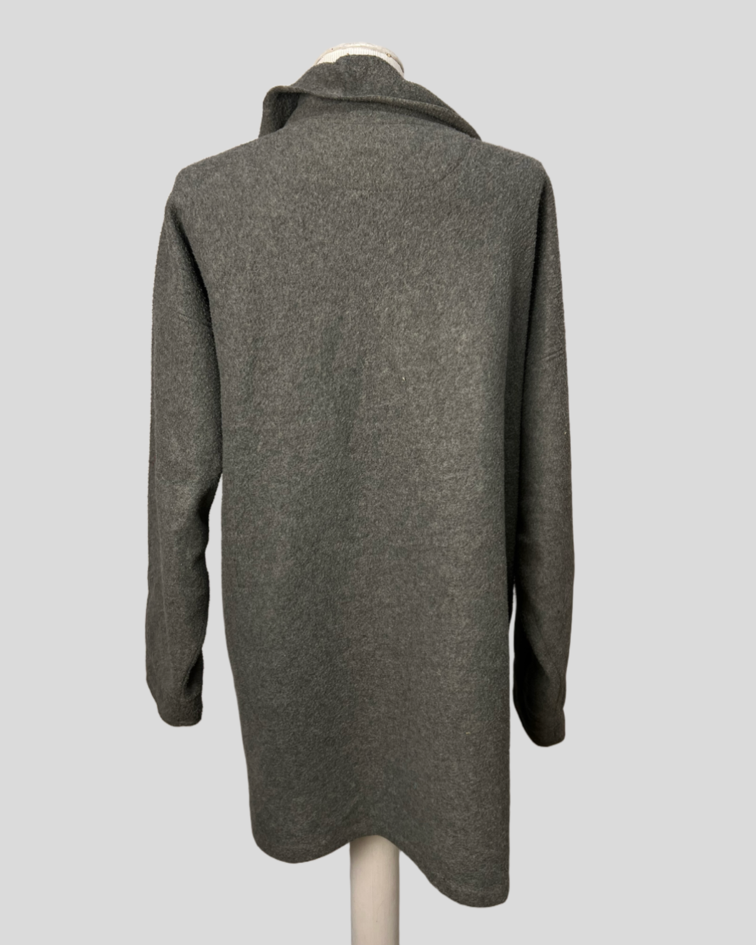 Cardigan Alongado Cinza — tam G