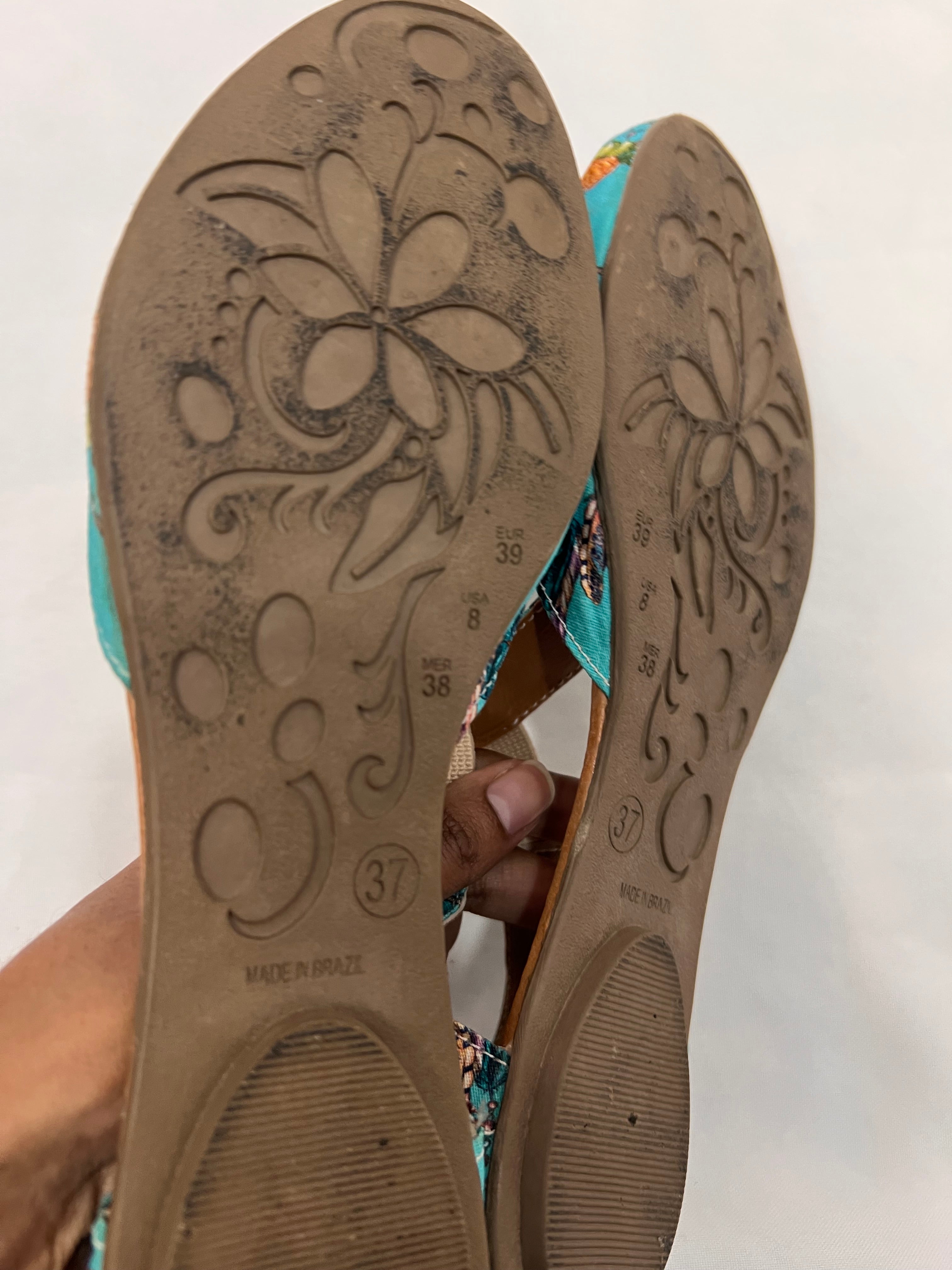 Sapato Boneca —  N37