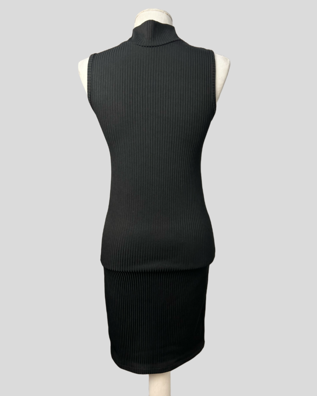Vestido Tubinho Preto —  tam P