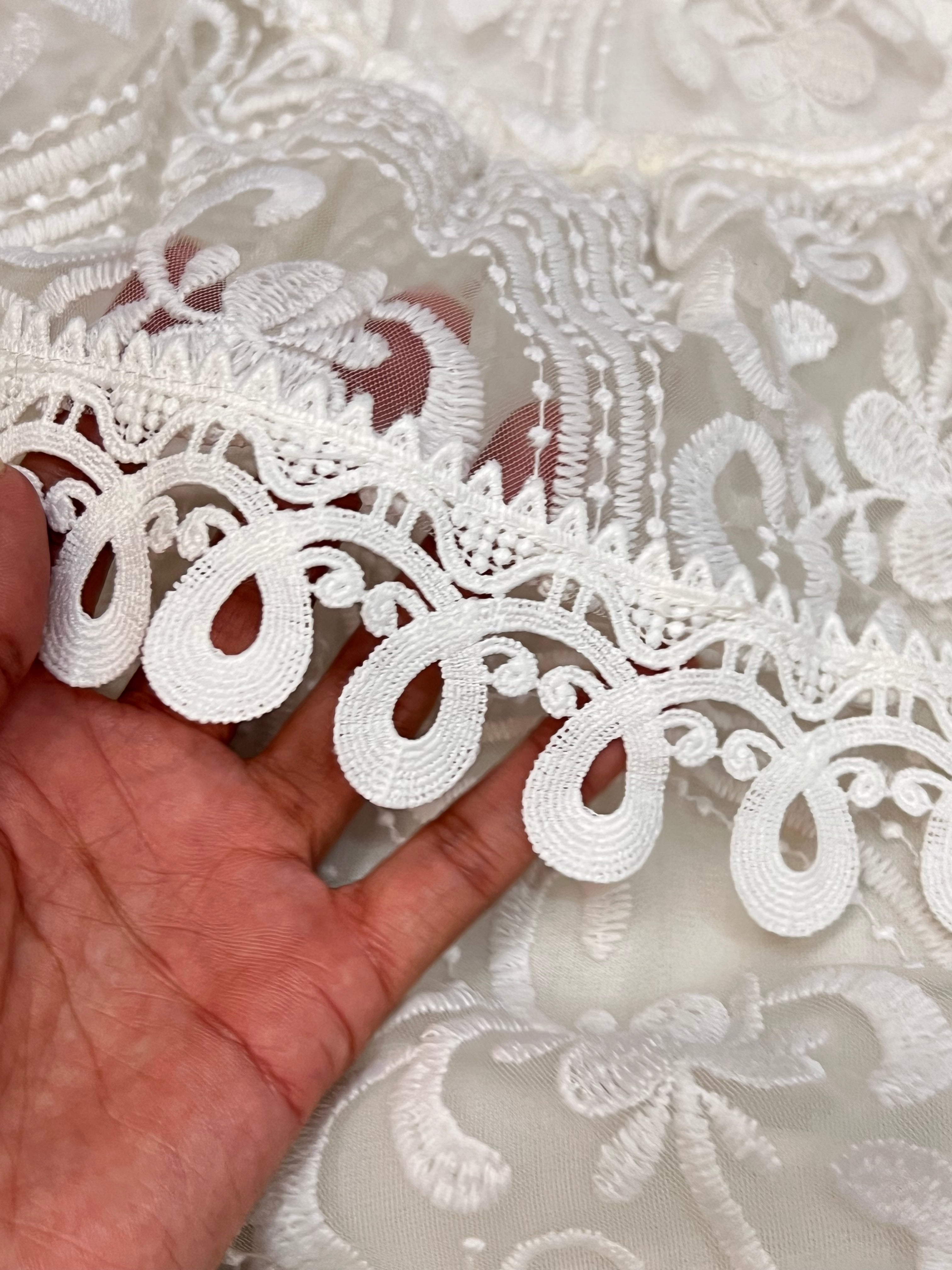 Top renda branca -  tam (M)