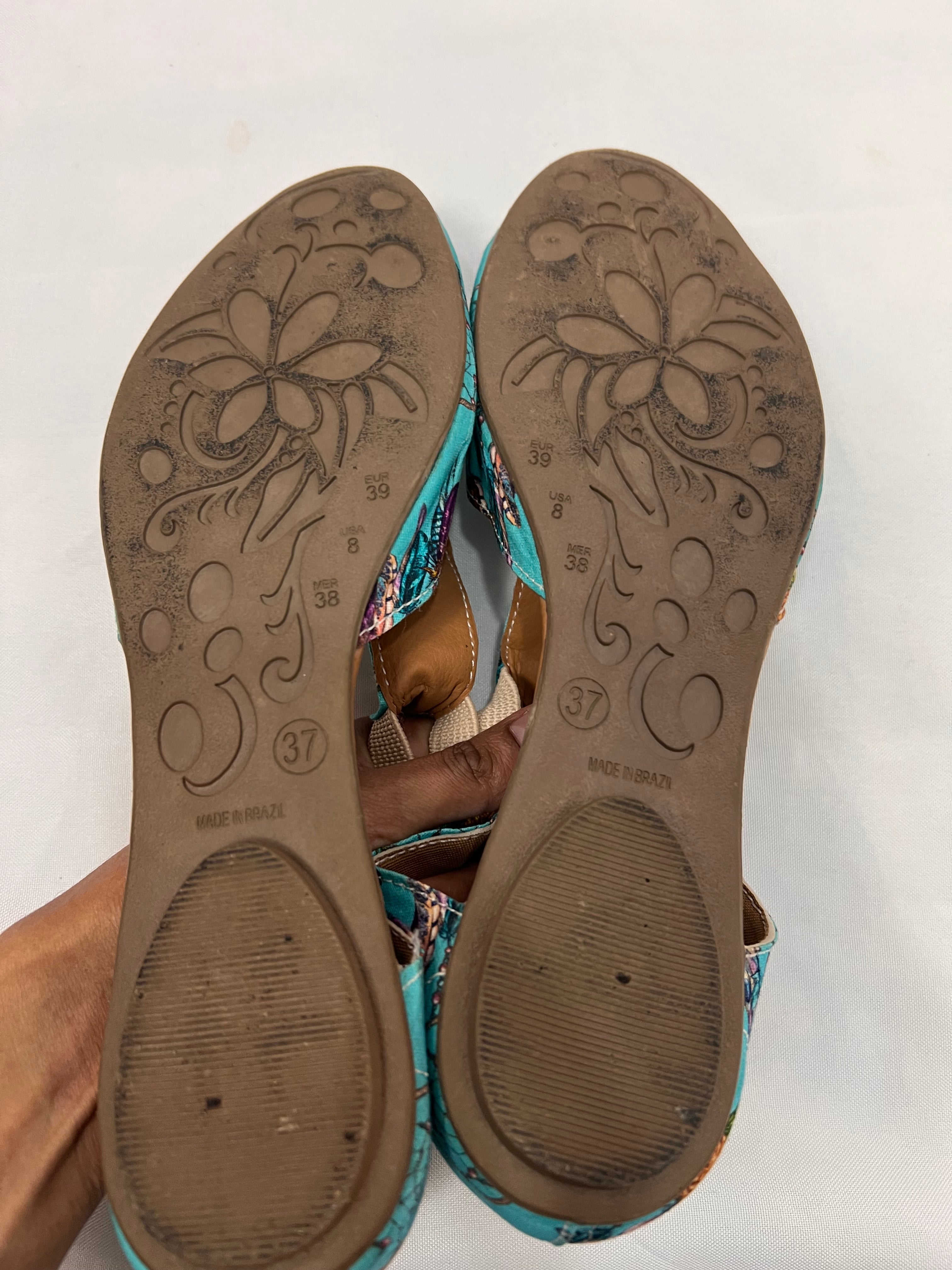 Sapato Boneca —  N37