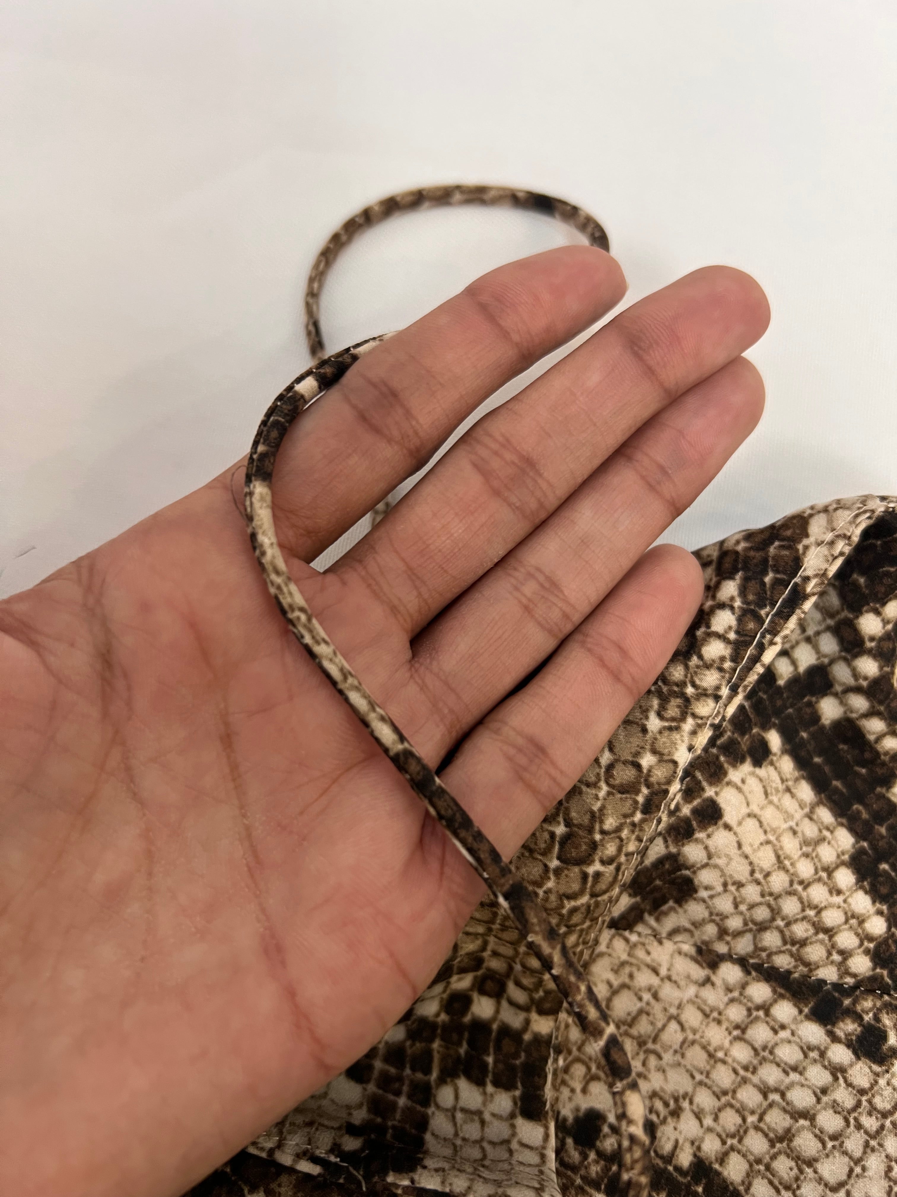 Regata H&M - tam (P)