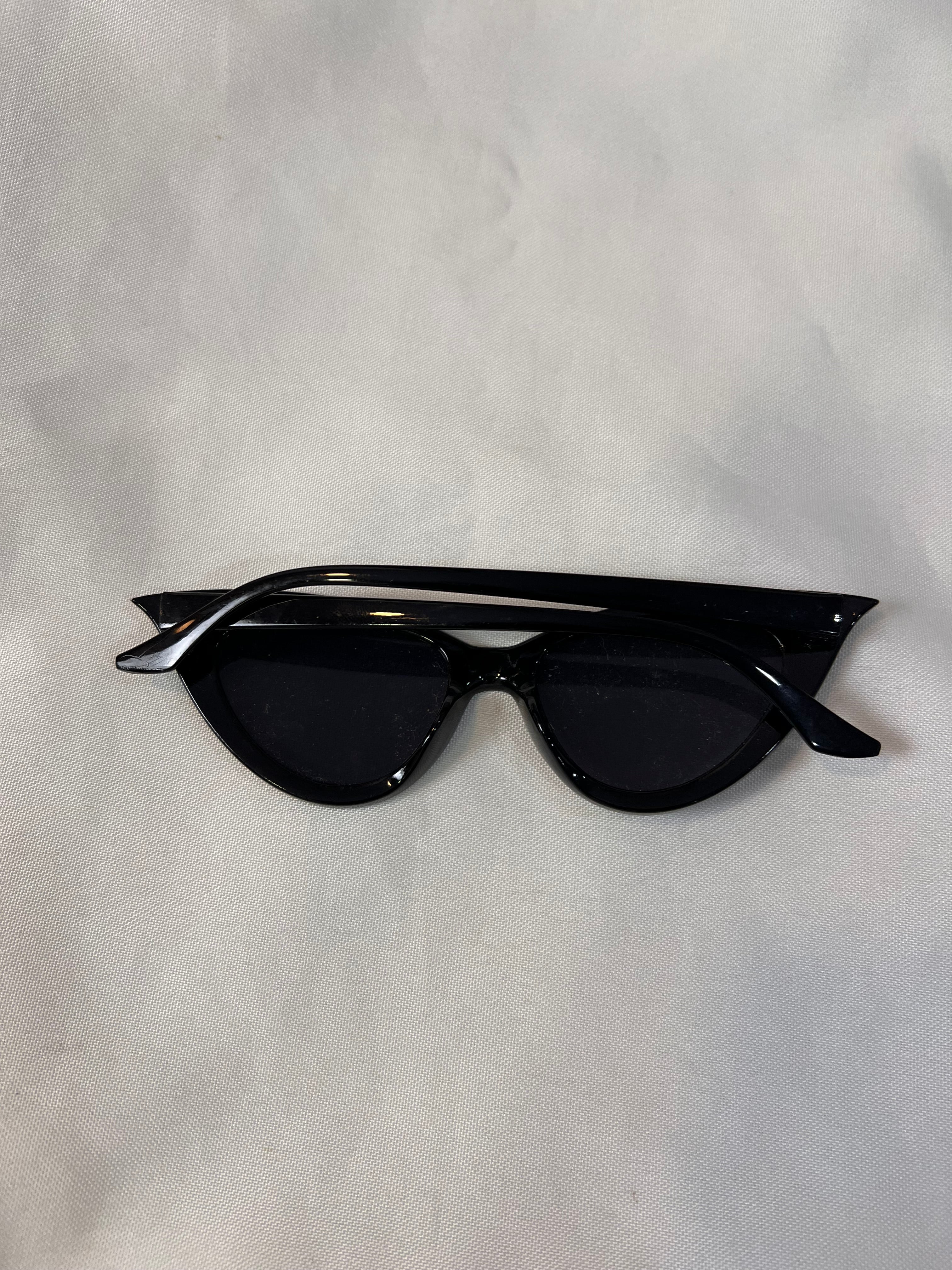Óculos Retrô Gatinha Preto