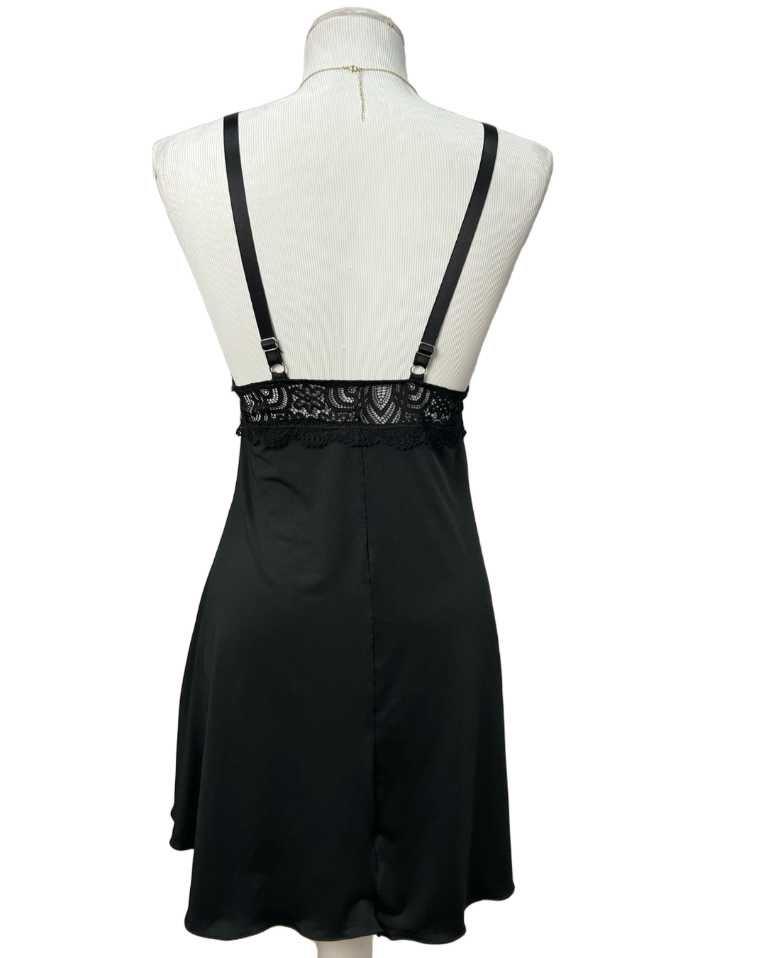 Camisola preta - tam (M)
