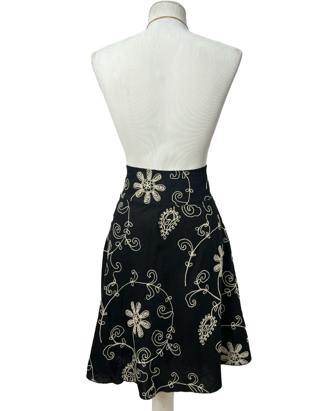 Saia  Thyellen -  tam (M)