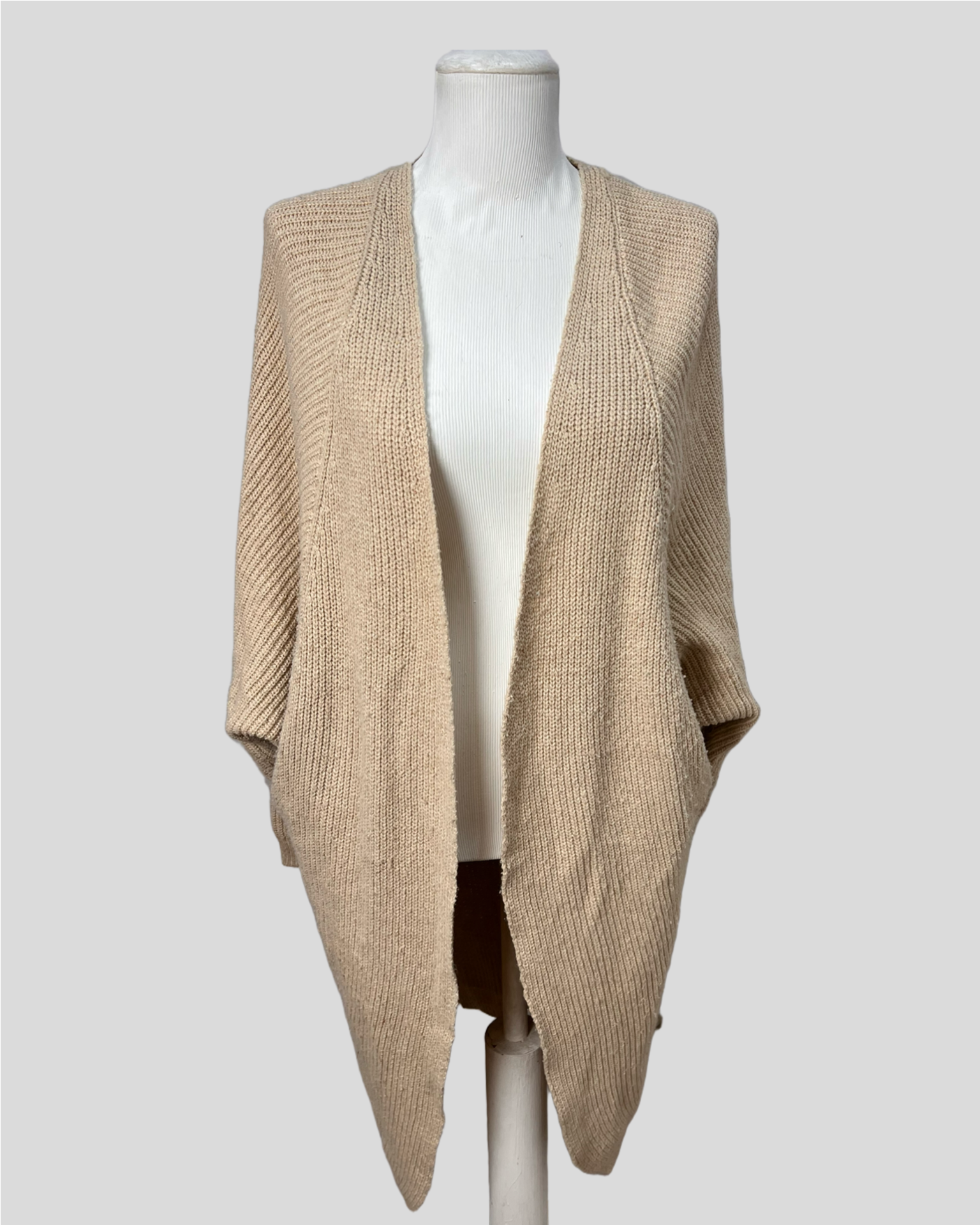 Cardigan Oversized Nude — tam M\G