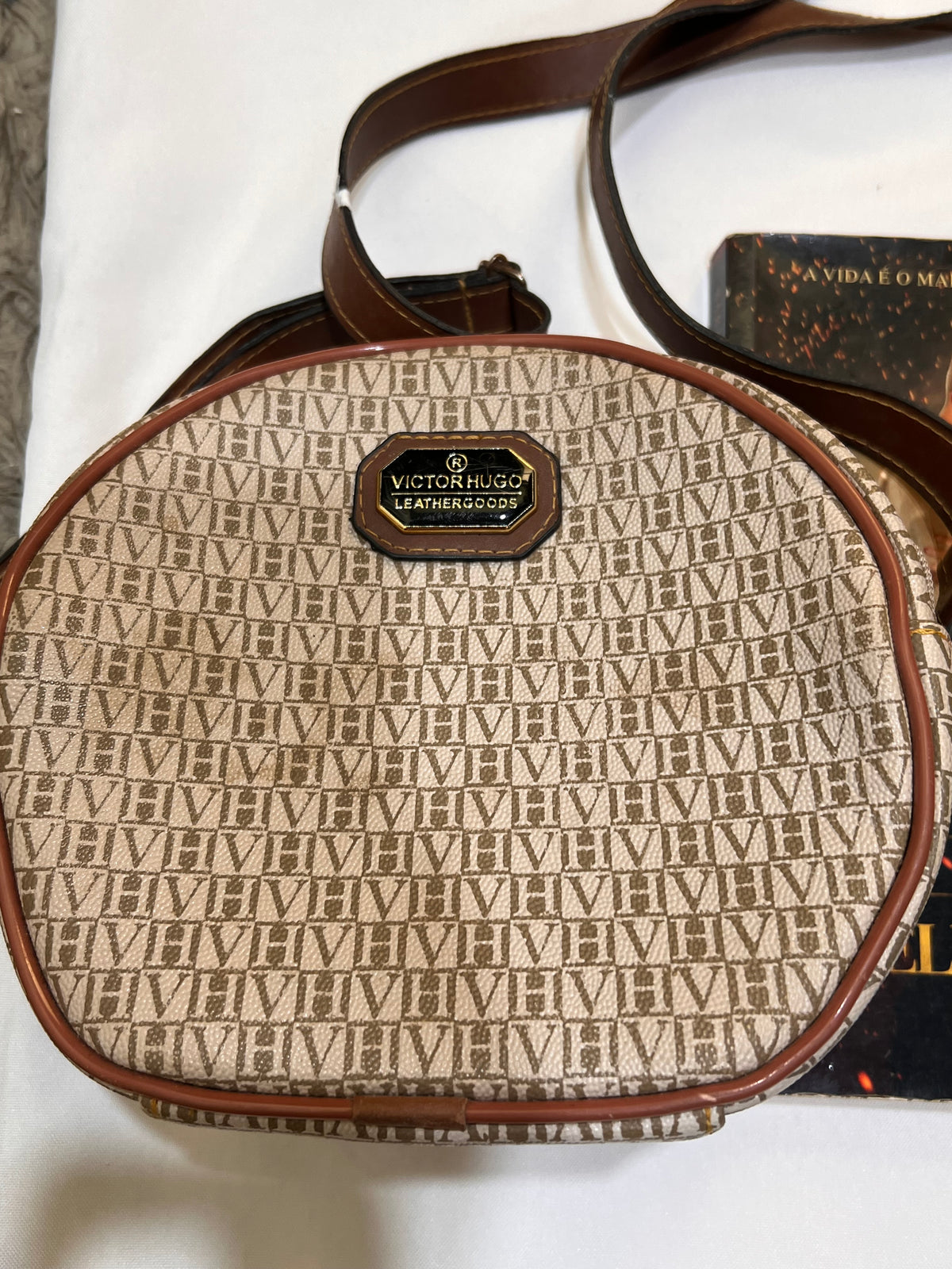 Kit Bolsa + Livro: Águas para Elefantes + Bolsa Redonda