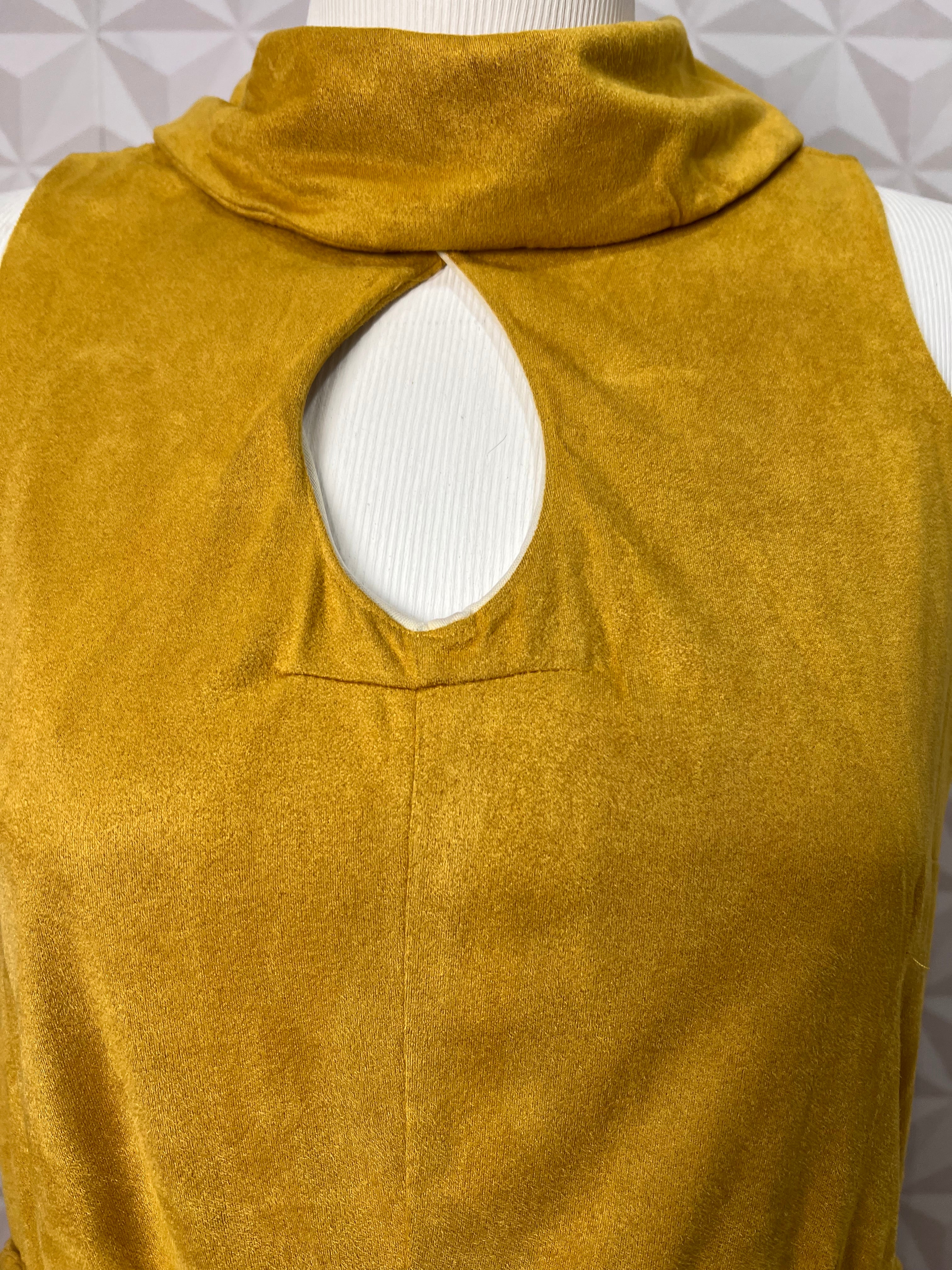 Vestido Yellow 90's  —  tam P