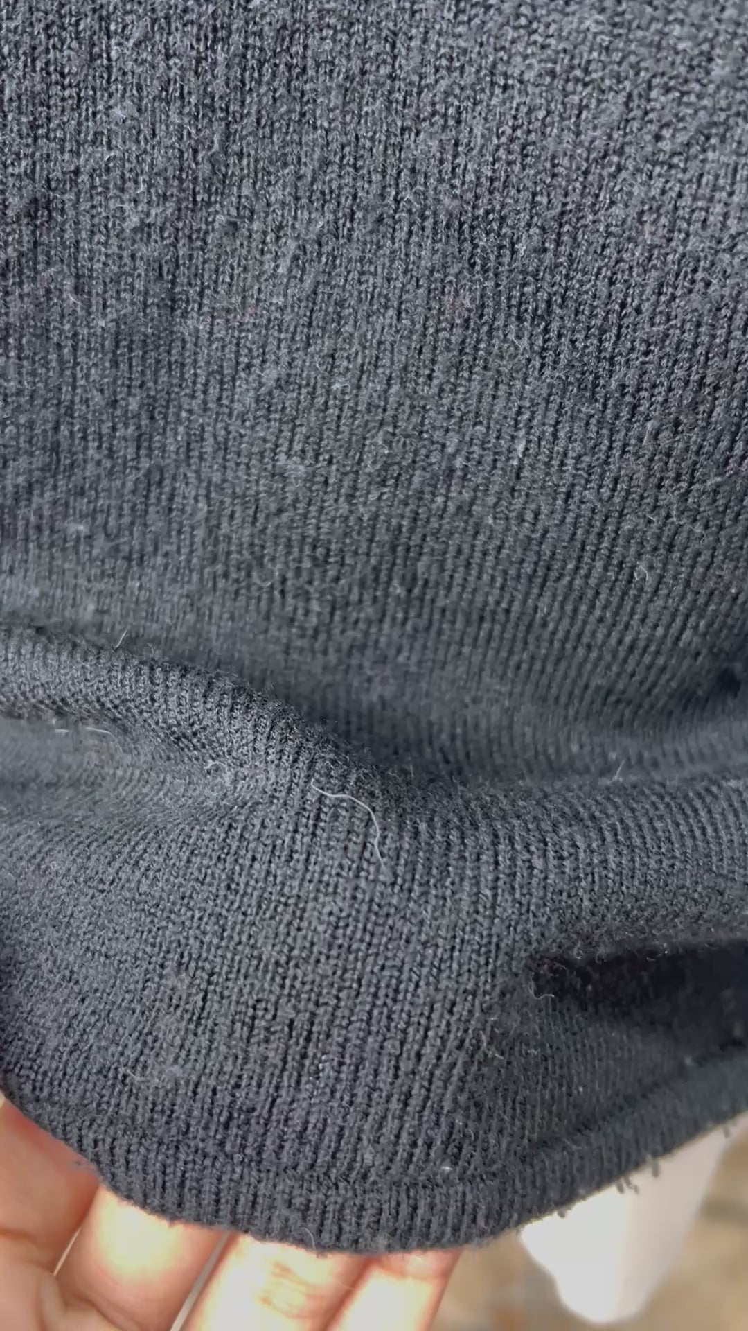 Tricô preto - tam (M)