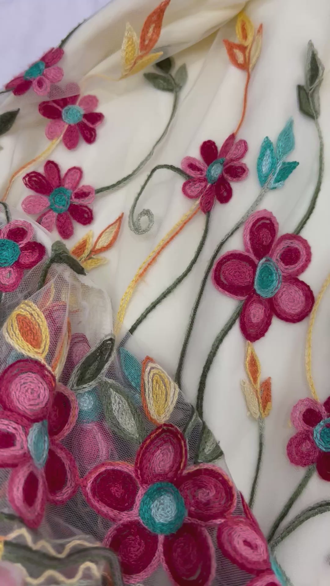 Saia Flores Tule - tam (M)